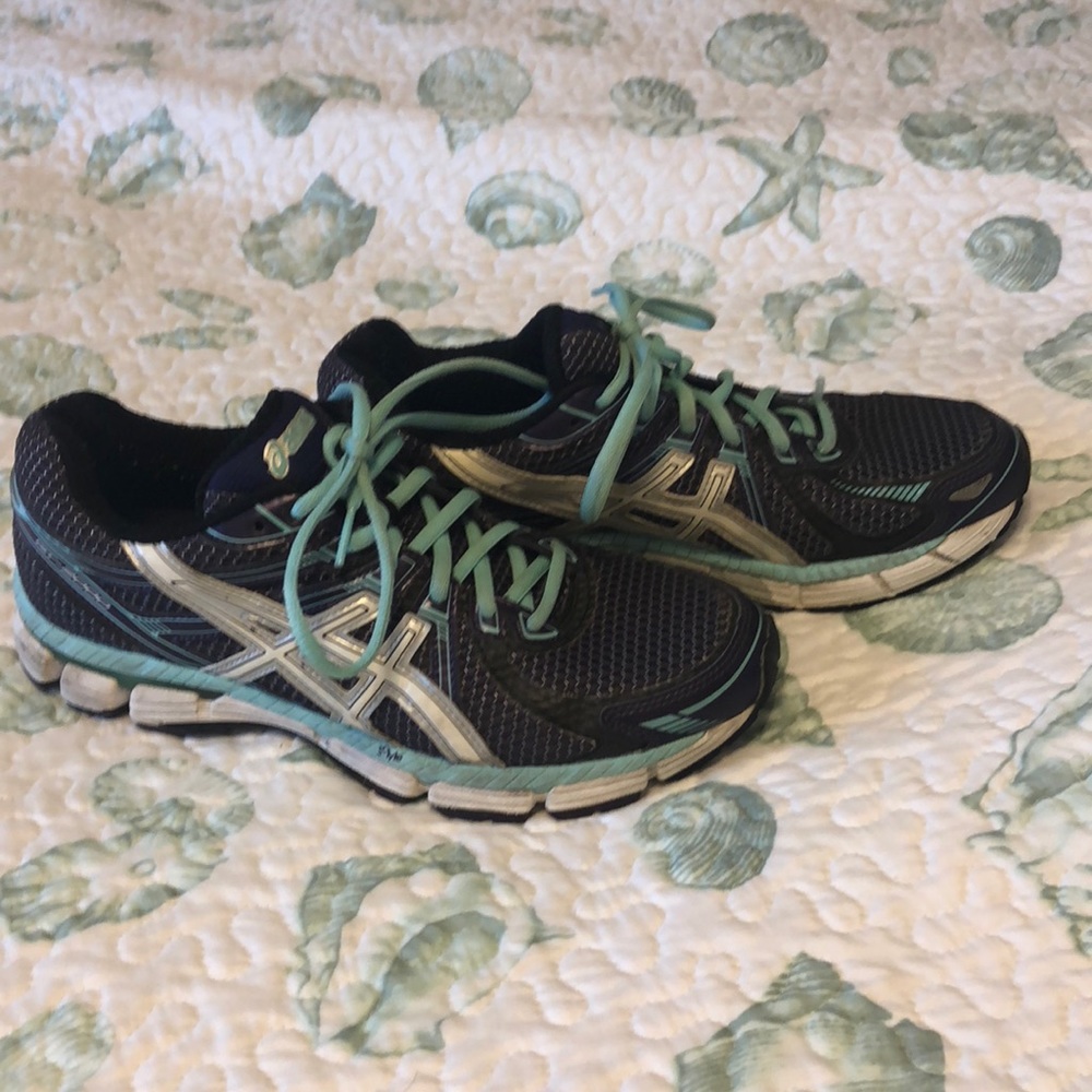 ASICS GT-2000 Sneakers